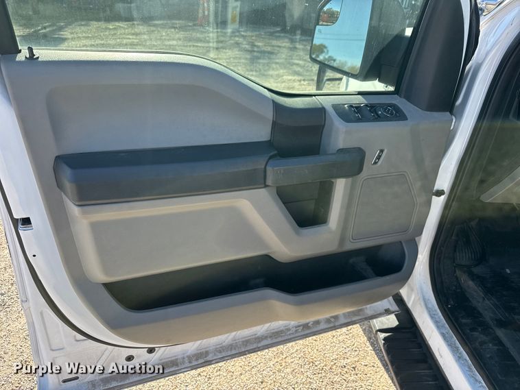 image for item NA9827 2019 Ford F150 XL Police Responder Crew Cab pickup truck