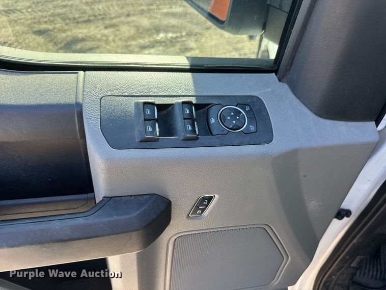 image for item NA9827 2019 Ford F150 XL Police Responder Crew Cab pickup truck