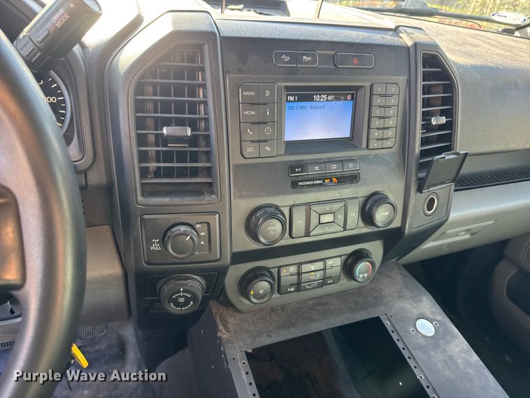 image for item NA9827 2019 Ford F150 XL Police Responder Crew Cab pickup truck