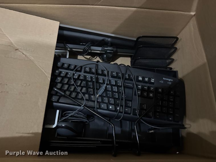 image for item NA9939 Office supplies