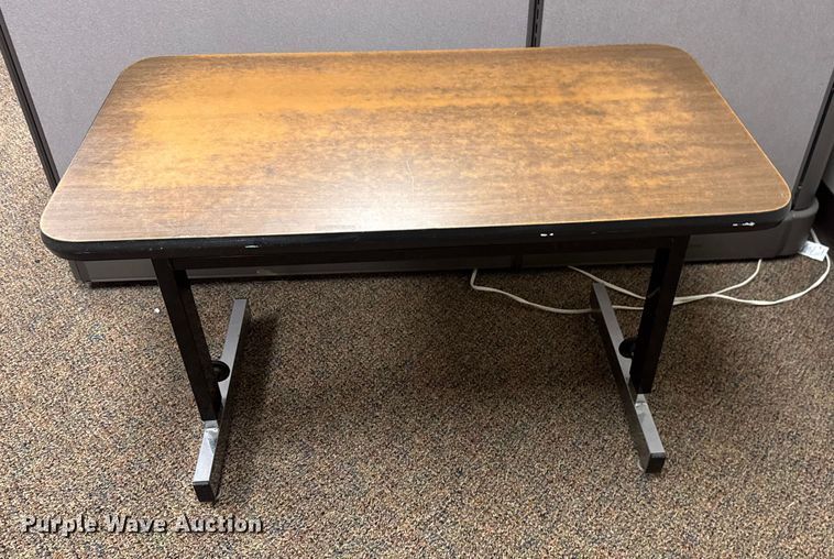 image for item NA9946 Office furniture