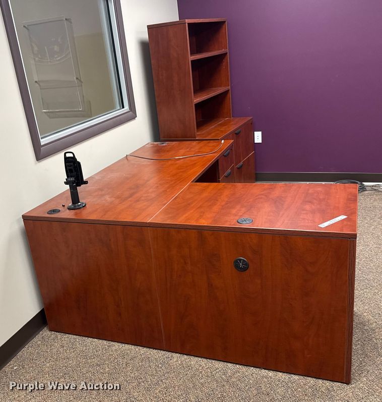 image for item NA9947 Desk