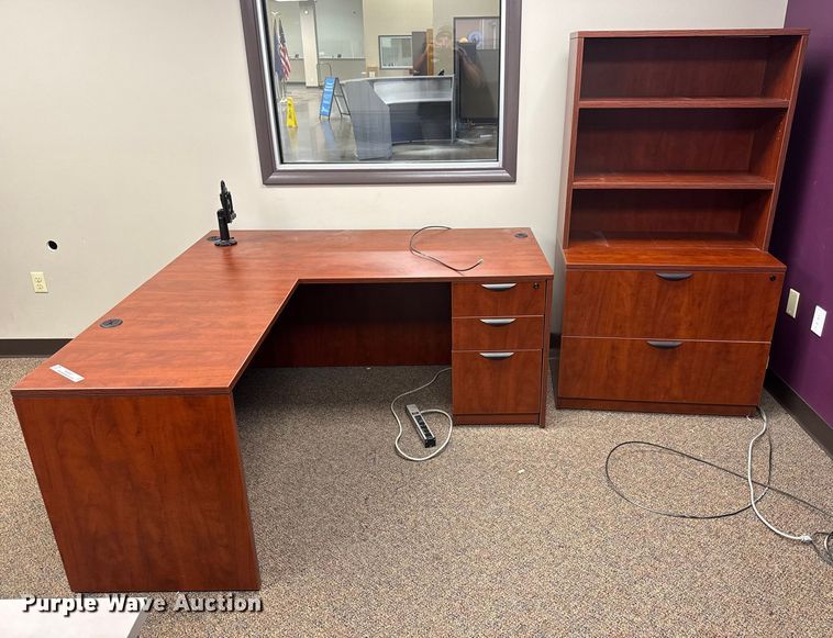 image for item NA9947 Desk