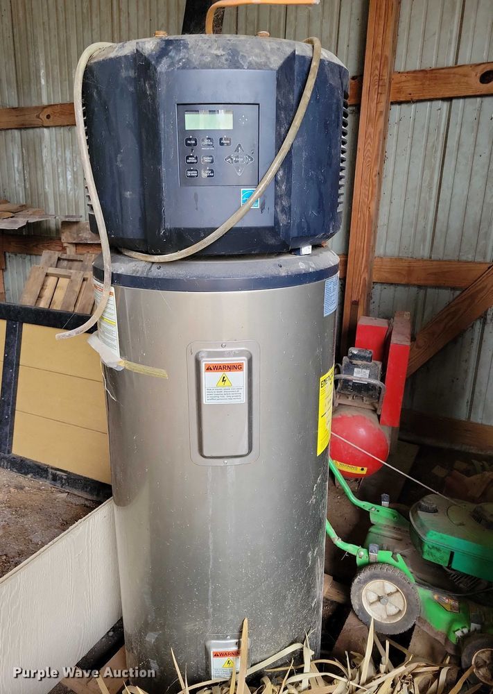 image for item NO9751 (2) water heaters