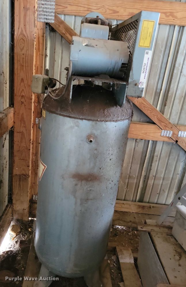 image for item NO9752 C-Aire air compressor