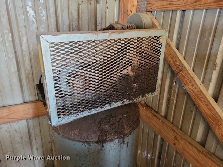 image for item NO9752 C-Aire air compressor