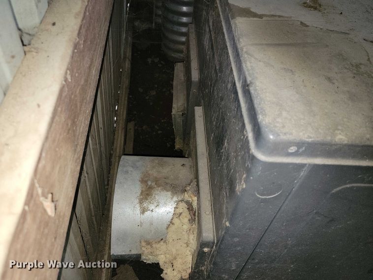 image for item NO9755 Goodman GPG1324070M41DA furnace