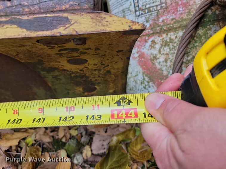 image for item NO9757 1978 John Deere 570A motor grader