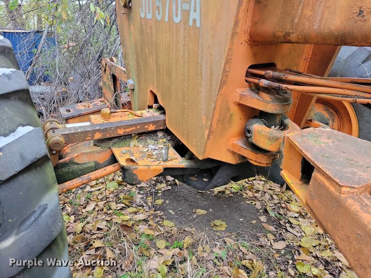 image for item NO9757 1978 John Deere 570A motor grader