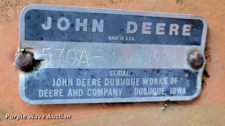 image for item NO9757 1978 John Deere 570A motor grader