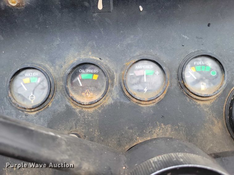 image for item NO9758 Massey Ferguson 230 tractor