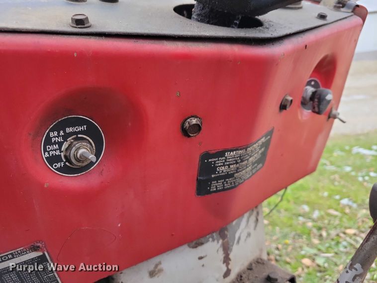 image for item NO9758 Massey Ferguson 230 tractor