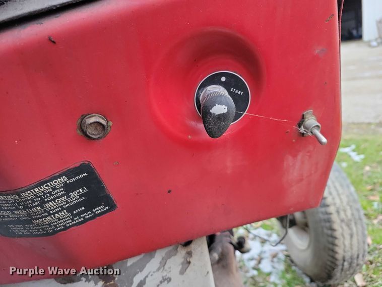 image for item NO9758 Massey Ferguson 230 tractor