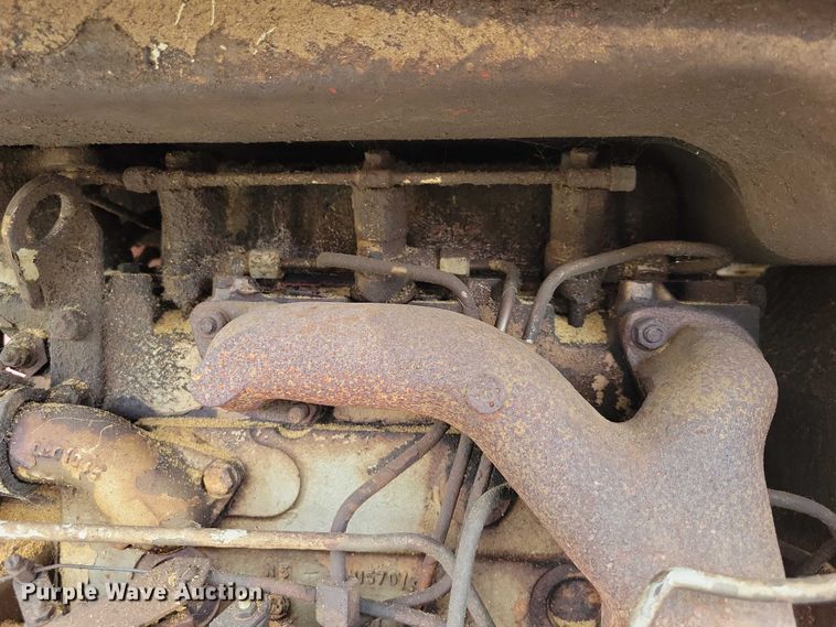 image for item NO9758 Massey Ferguson 230 tractor