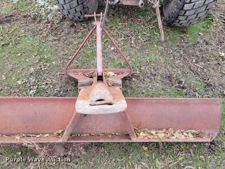 image for item NO9758 Massey Ferguson 230 tractor