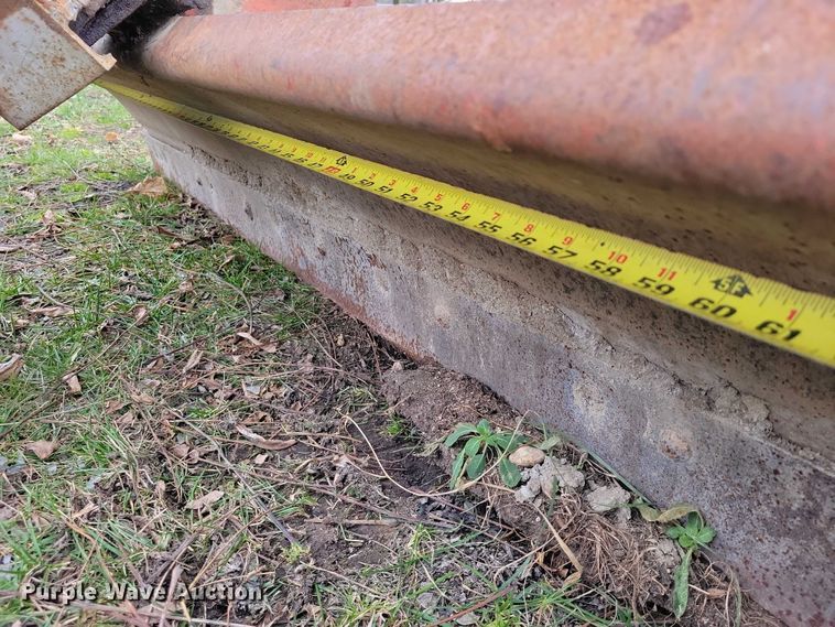 image for item NO9758 Massey Ferguson 230 tractor