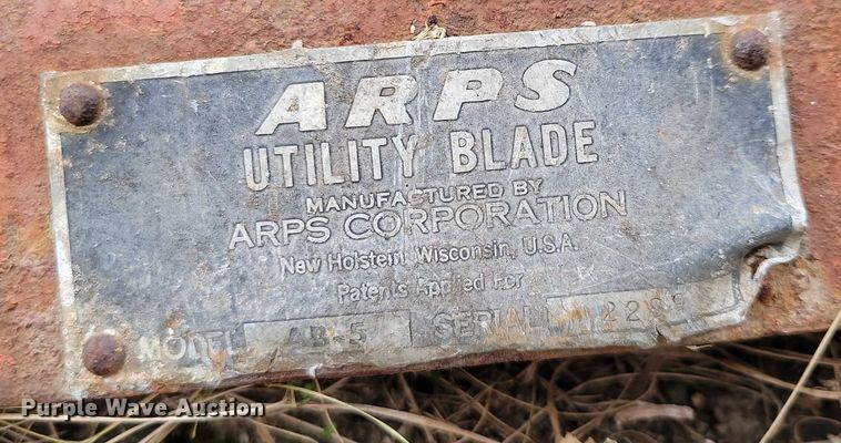 image for item NO9758 Massey Ferguson 230 tractor