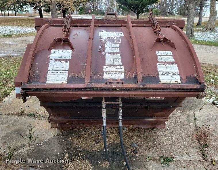 image for item NO9759 Galbreath Pack-Man hydraulic trash compactor