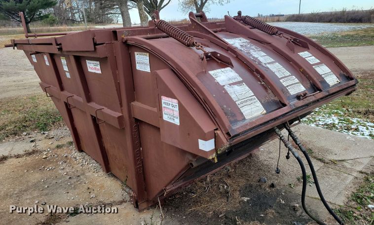 image for item NO9759 Galbreath Pack-Man hydraulic trash compactor