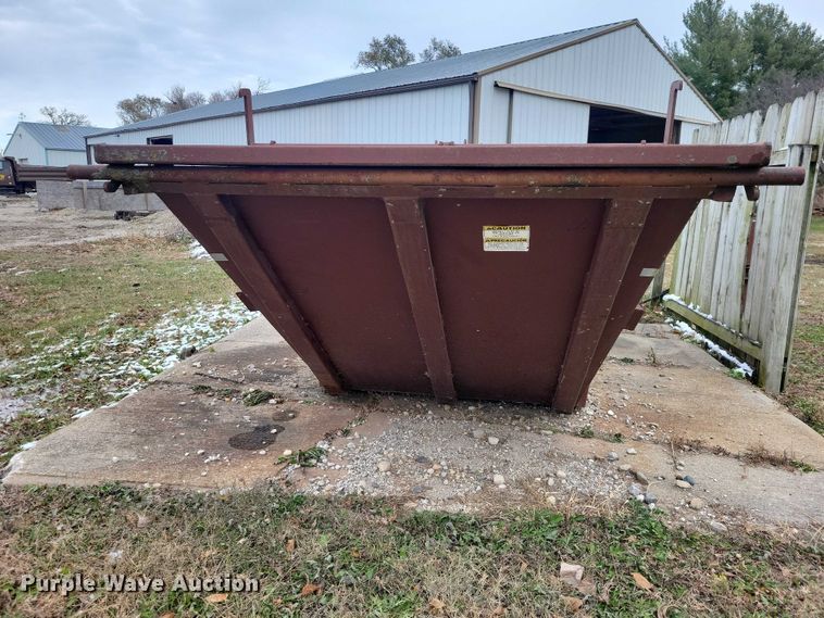 image for item NO9759 Galbreath Pack-Man hydraulic trash compactor