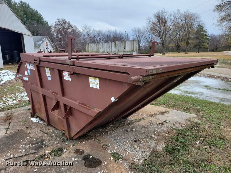 image for item NO9759 Galbreath Pack-Man hydraulic trash compactor