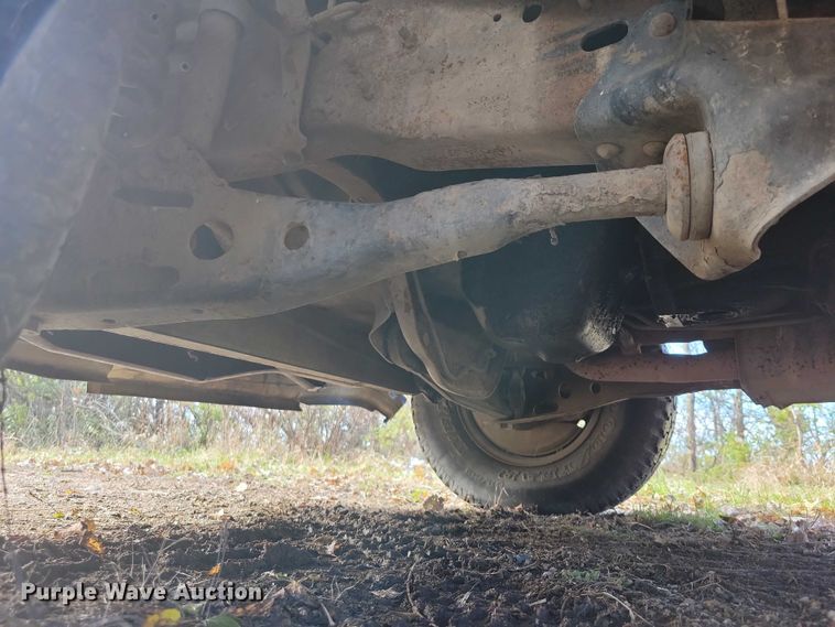 image for item NO9760 1992 Ford F150 pickup truck