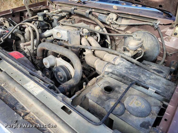 image for item NO9760 1992 Ford F150 pickup truck