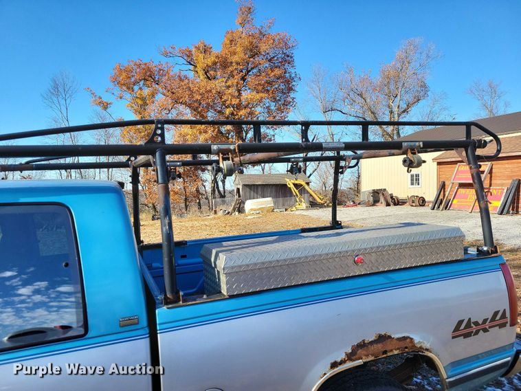 image for item NO9761 1994 Chevrolet K1500 Ext. Cab pickup truck