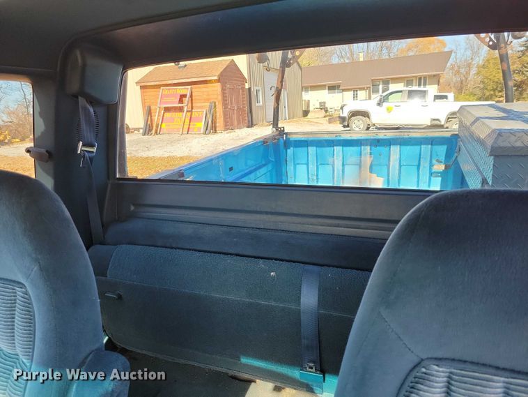 image for item NO9761 1994 Chevrolet K1500 Ext. Cab pickup truck