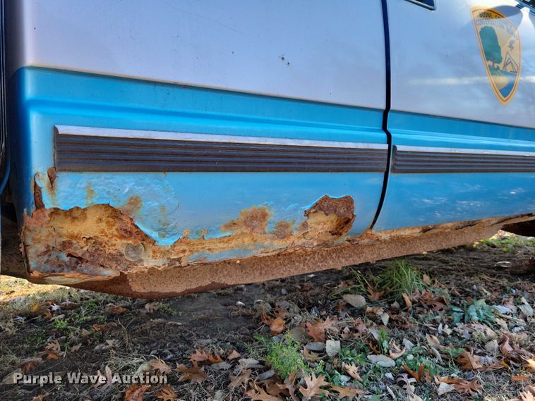 image for item NO9761 1994 Chevrolet K1500 Ext. Cab pickup truck