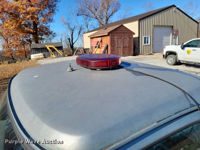 image for item NO9762 1991 Dodge D150 pickup truck