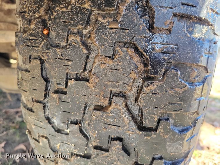 image for item NO9762 1991 Dodge D150 pickup truck