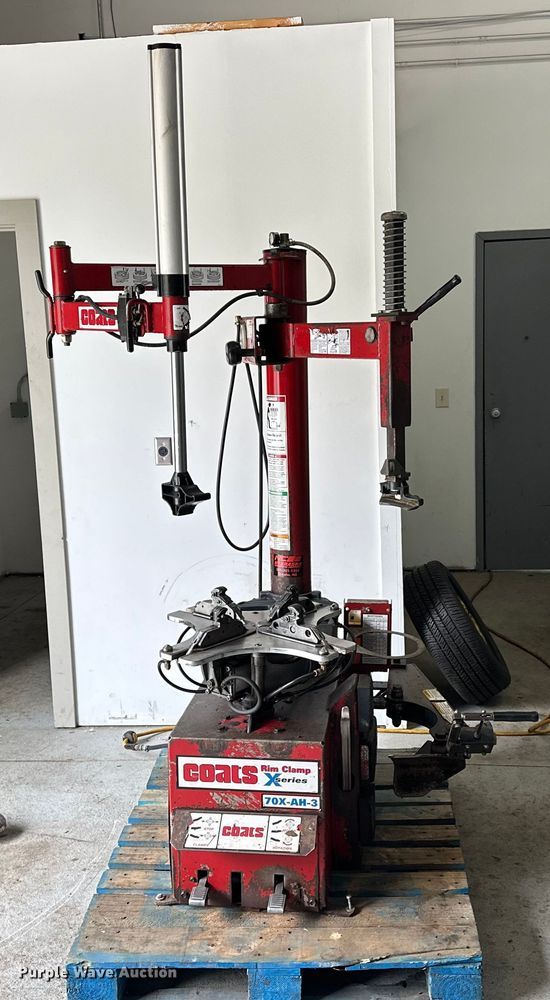 image for item DF8633 Coats 70X-AH-3 tire machine