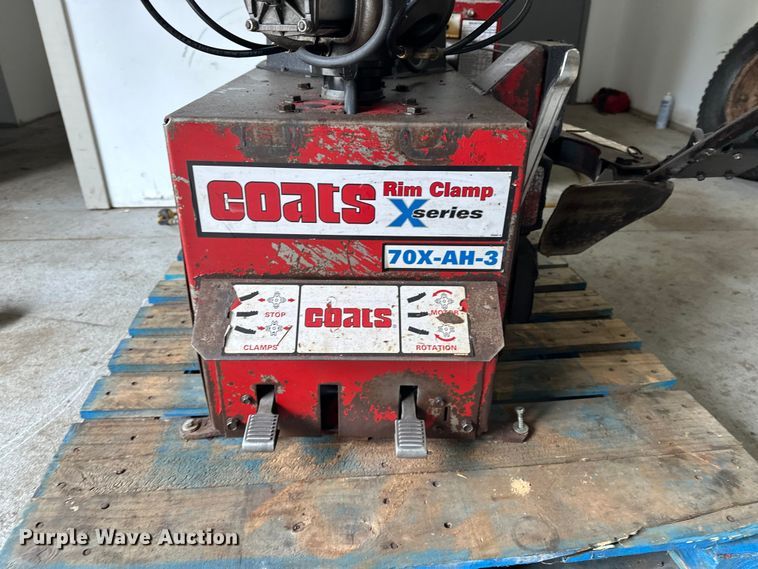 image for item DF8633 Coats 70X-AH-3 tire machine