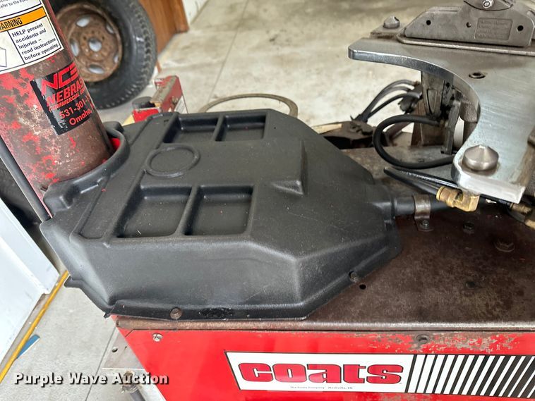 image for item DF8633 Coats 70X-AH-3 tire machine