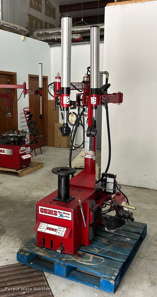 image for item DF8634 Coats 80C tire machine