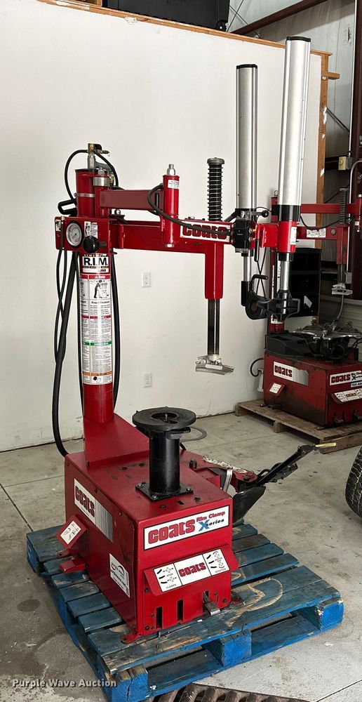 image for item DF8634 Coats 80C tire machine