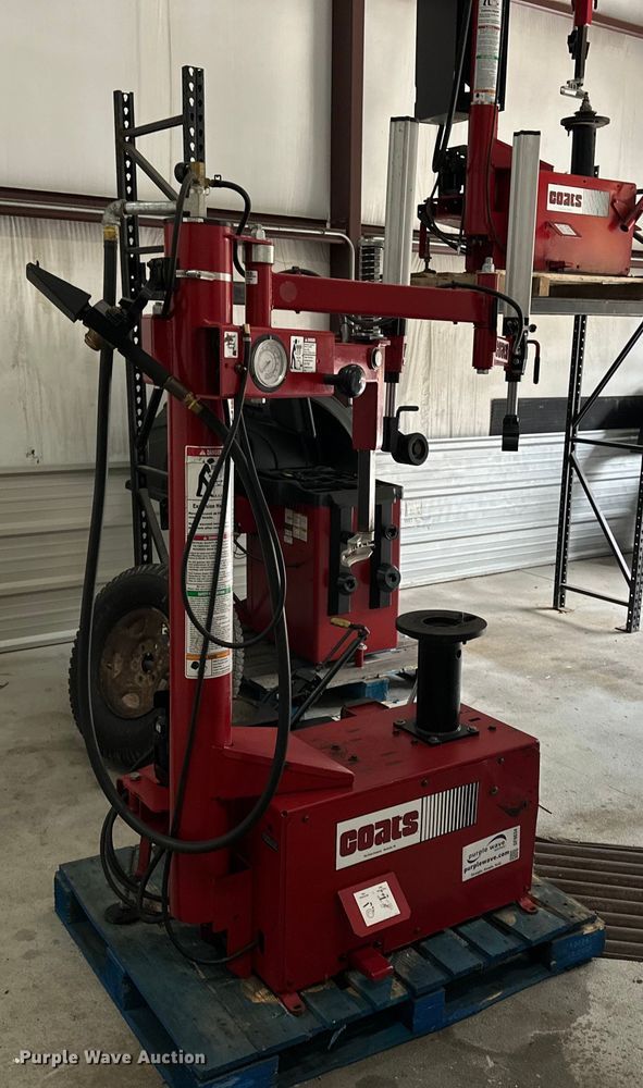 image for item DF8634 Coats 80C tire machine