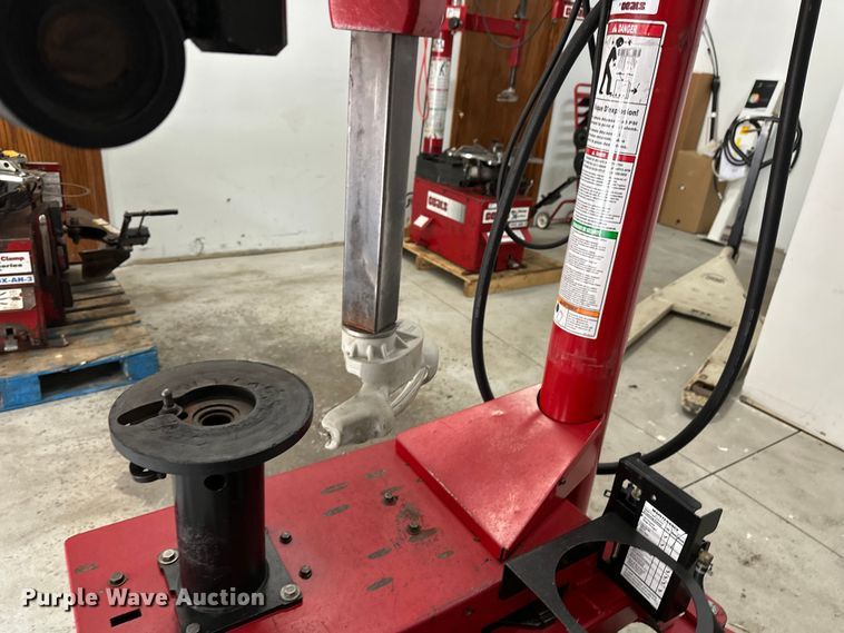 image for item DF8634 Coats 80C tire machine