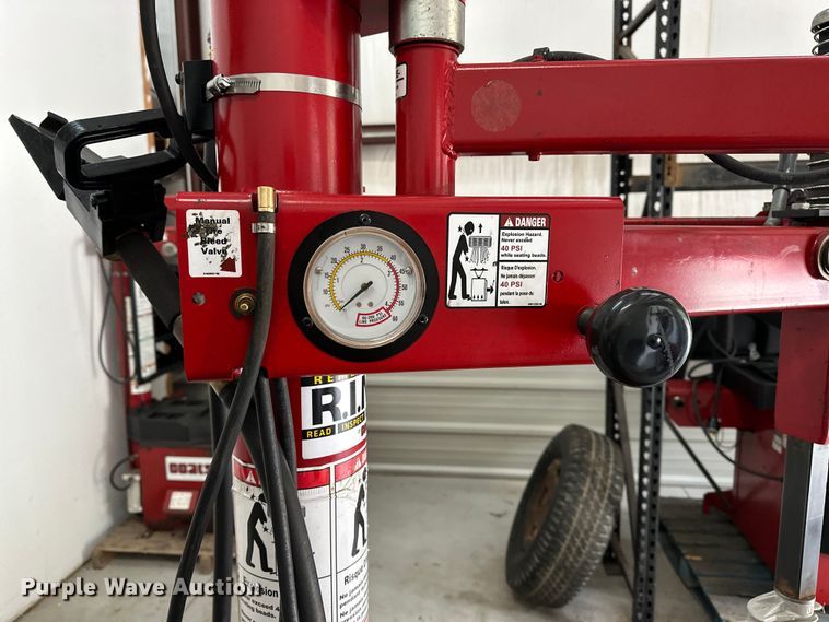 image for item DF8634 Coats 80C tire machine