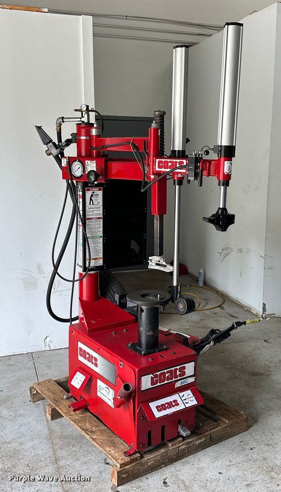 image for item DF8635 Coats 80C tire machine