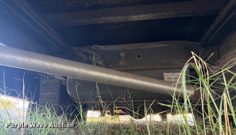 image for item DJ7875 2004 Ford E450 party bus