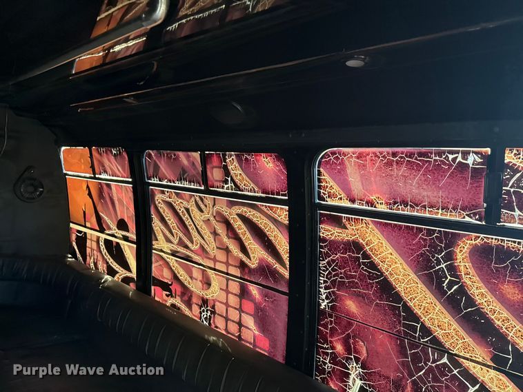 image for item DJ7875 2004 Ford E450 party bus