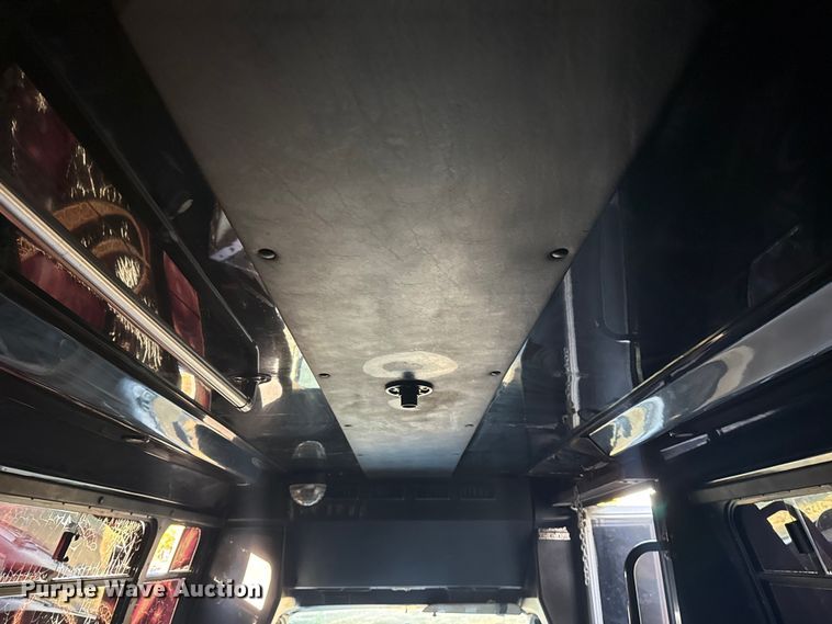 image for item DJ7875 2004 Ford E450 party bus