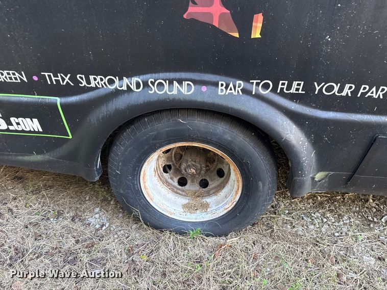 image for item DJ7875 2004 Ford E450 party bus