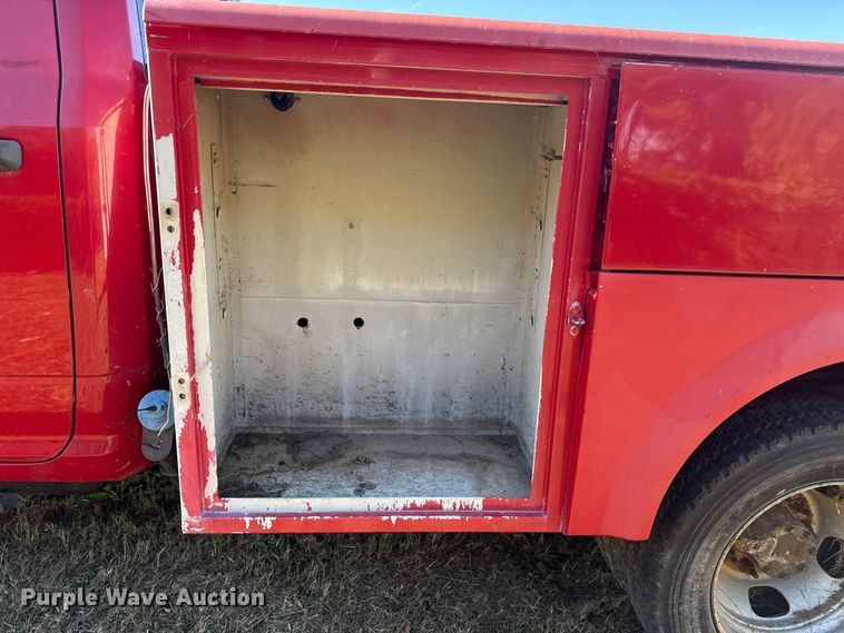 image for item DJ7876 2011 Dodge Ram 5500 Crew Cab utility / service truck