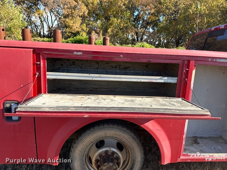 image for item DJ7876 2011 Dodge Ram 5500 Crew Cab utility / service truck