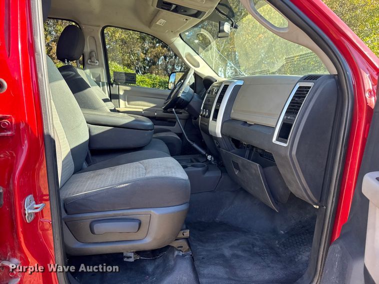 image for item DJ7876 2011 Dodge Ram 5500 Crew Cab utility / service truck
