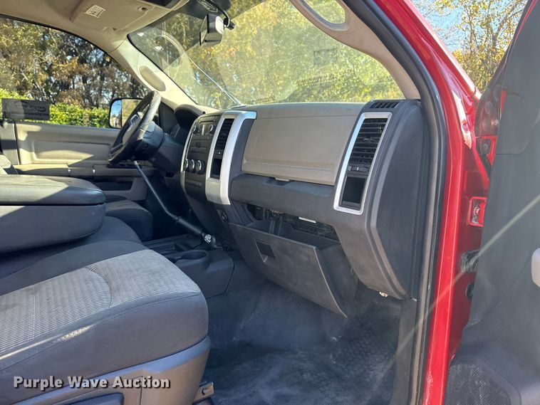 image for item DJ7876 2011 Dodge Ram 5500 Crew Cab utility / service truck