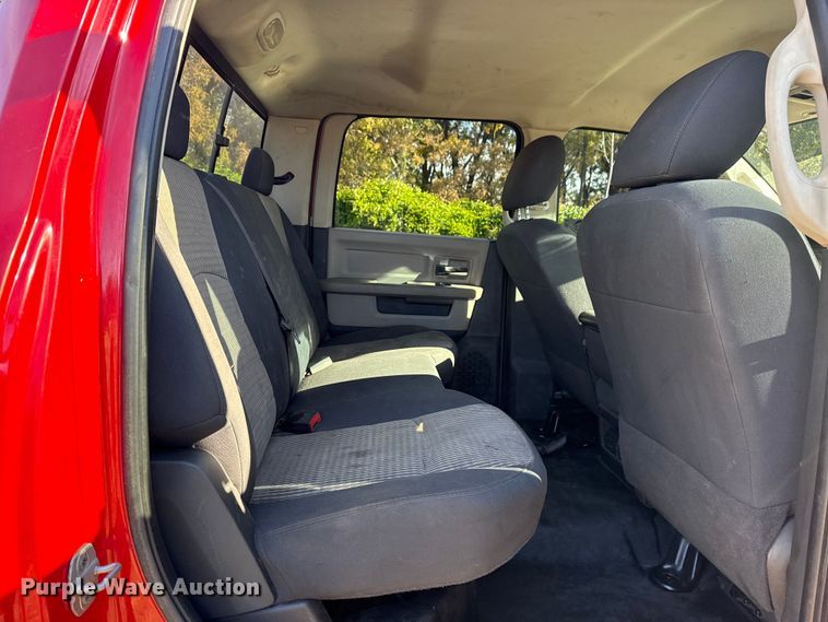 image for item DJ7876 2011 Dodge Ram 5500 Crew Cab utility / service truck